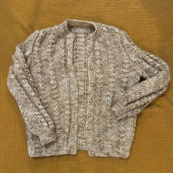 Blush Pink Hand Knit Cardigan - Picture 4 of 4